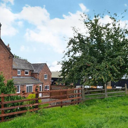Hillside Cottage Hanmer ภายนอก รูปภาพ