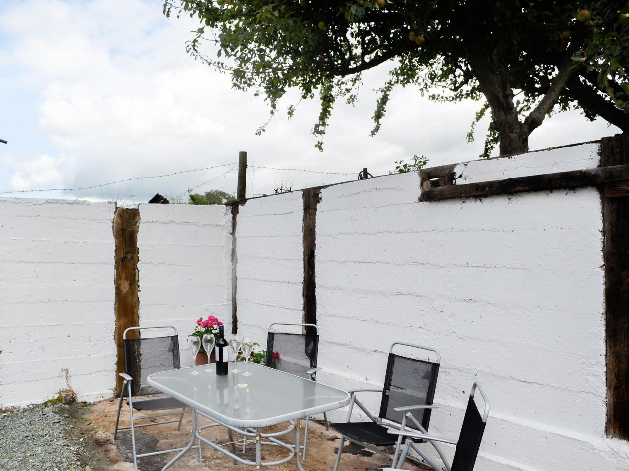Hillside Cottage Hanmer ภายนอก รูปภาพ