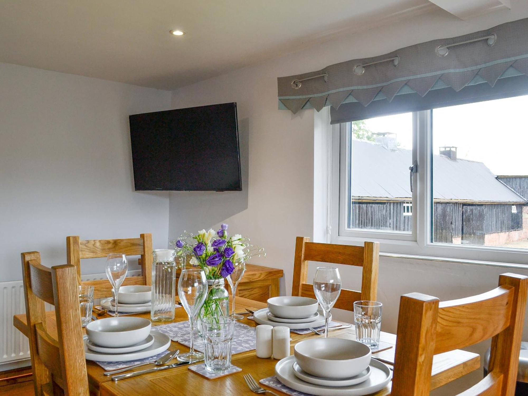 Hillside Cottage Hanmer ภายนอก รูปภาพ